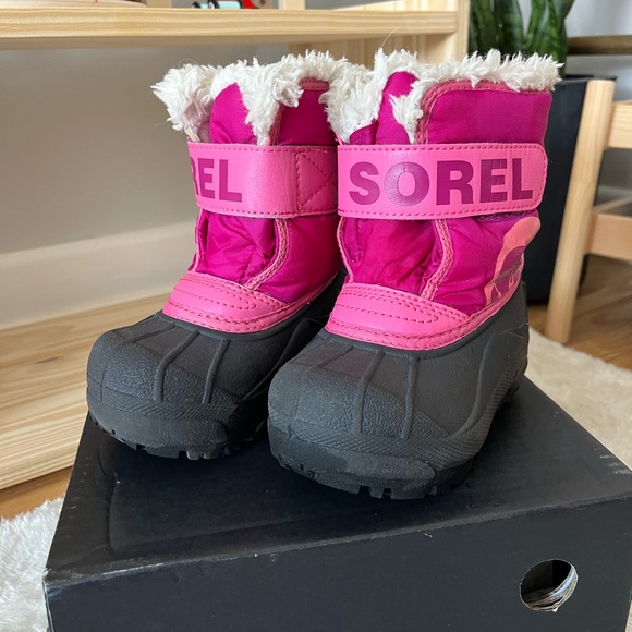 SOREL Toddler Size 6 Snow Commander - Picture 2 of 3
